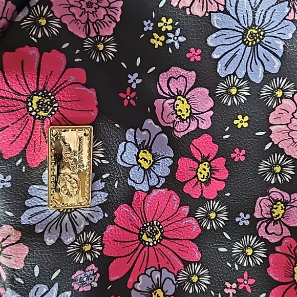 Betsey Johnson Floral Backpack - Picture 4 of 5